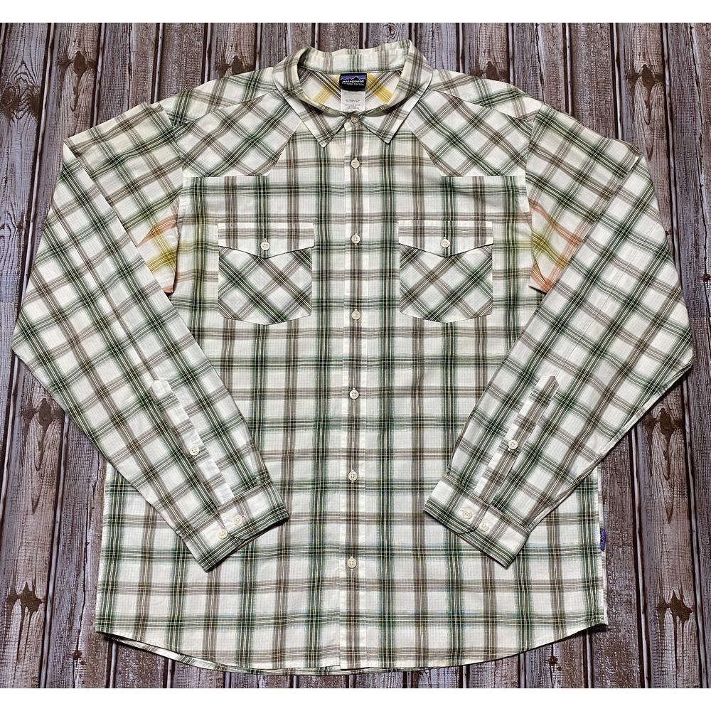 Patagonia Organic Cotton Mens Shirt Size L Multicolor Plaid Long Sleeve Pockets